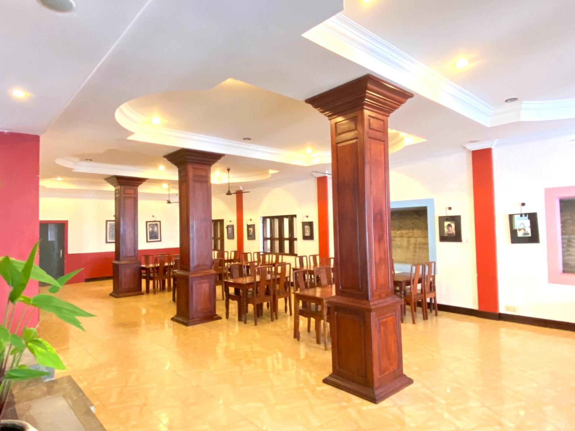 Vplus Hotel Siem Reap Exteriör bild