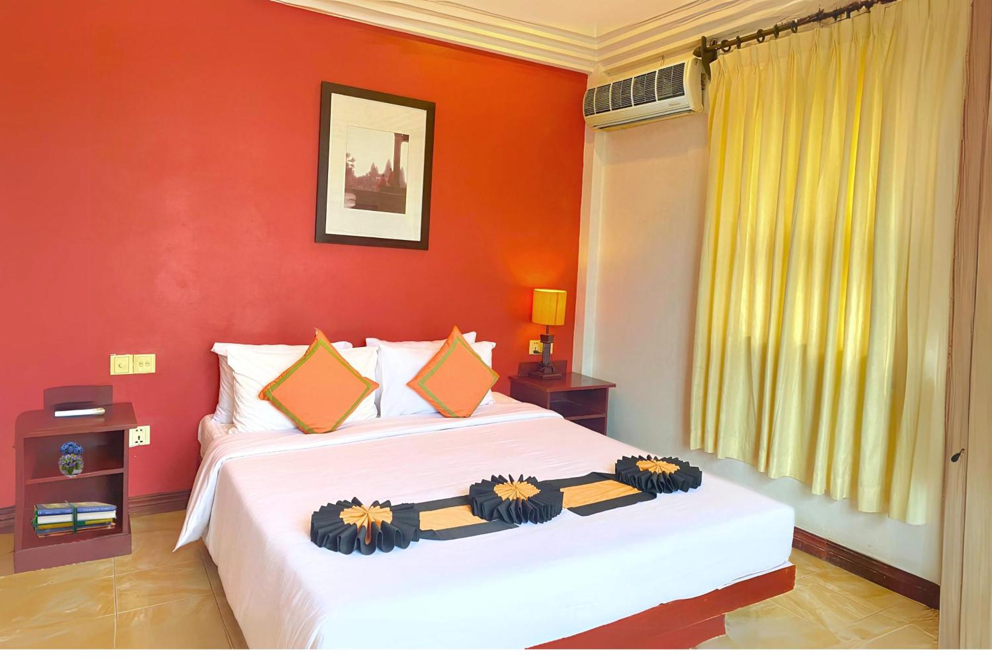 Vplus Hotel Siem Reap Exteriör bild