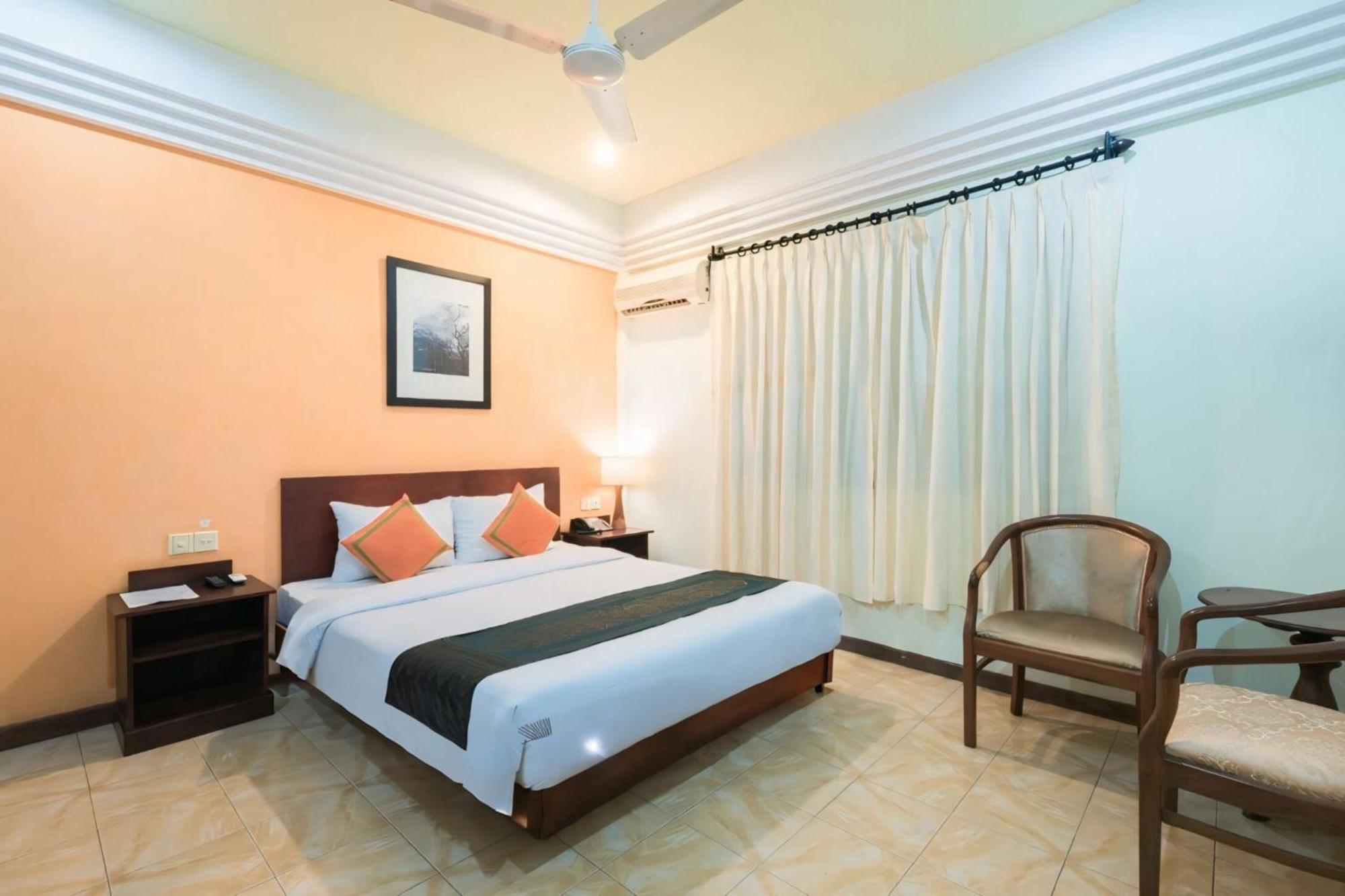 Vplus Hotel Siem Reap Exteriör bild