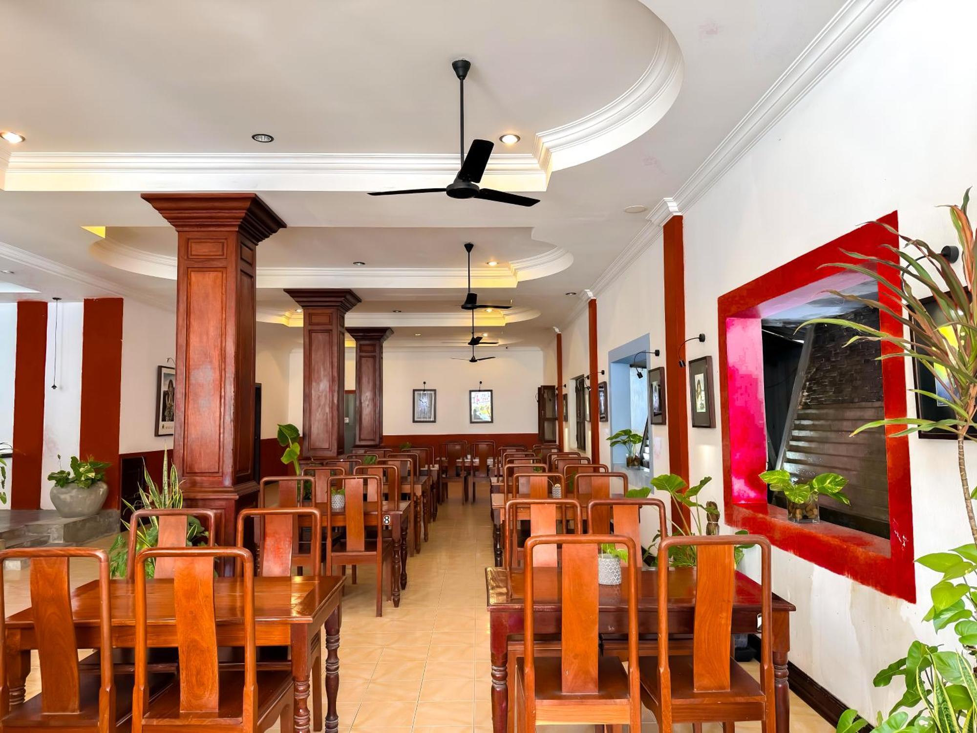 Vplus Hotel Siem Reap Exteriör bild