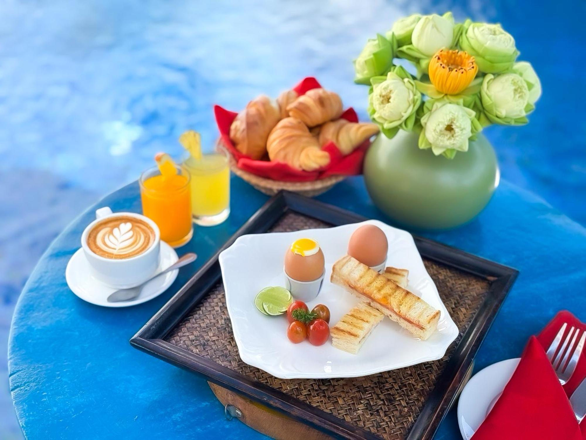 Vplus Hotel Siem Reap Exteriör bild