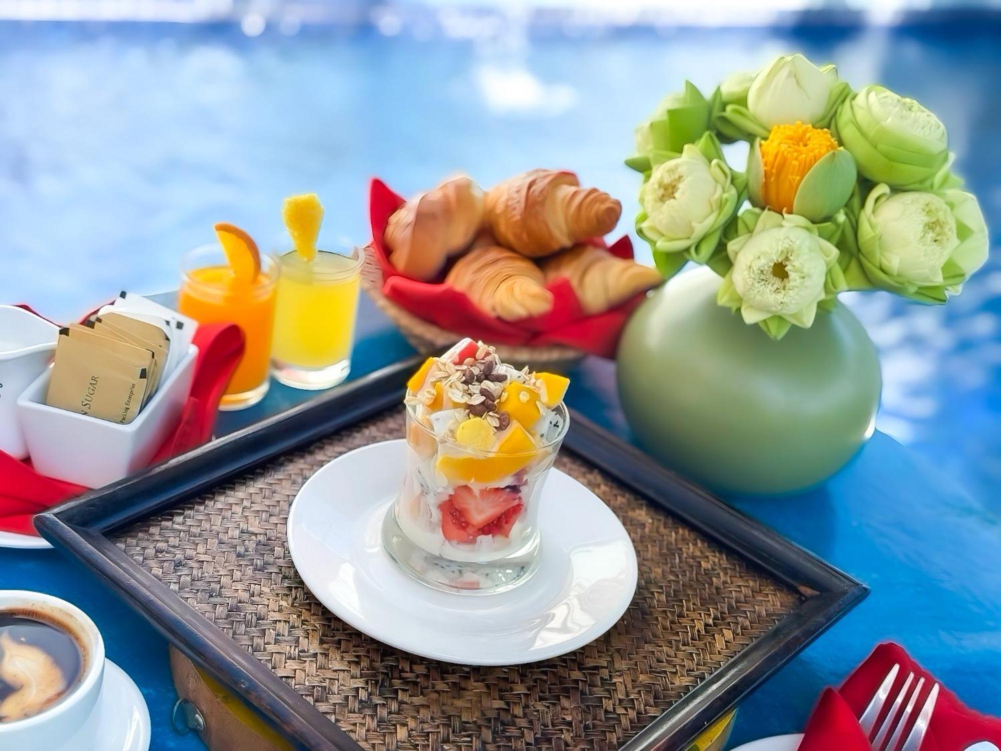 Vplus Hotel Siem Reap Exteriör bild