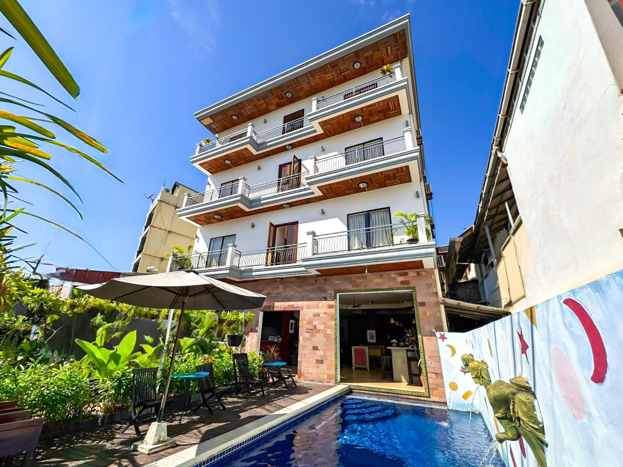 Vplus Hotel Siem Reap Exteriör bild